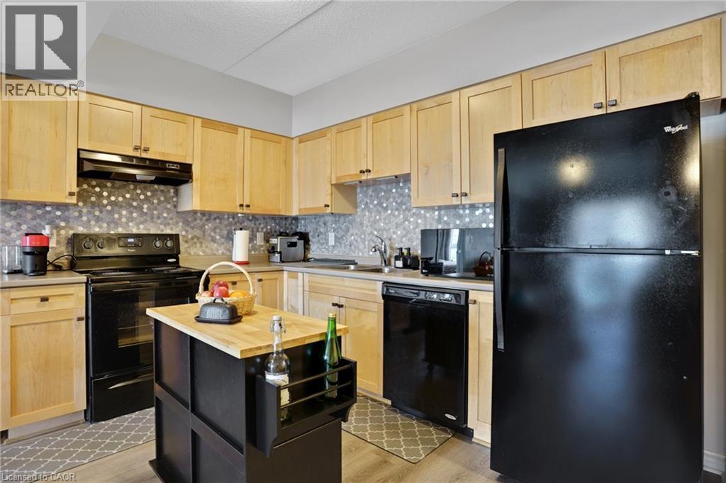 155 WATER Street S Unit# 503 thumbnail 17