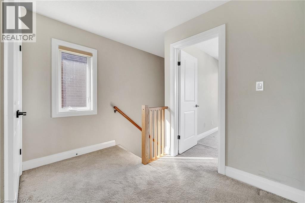 47 PONDCLIFFE Drive thumbnail 12