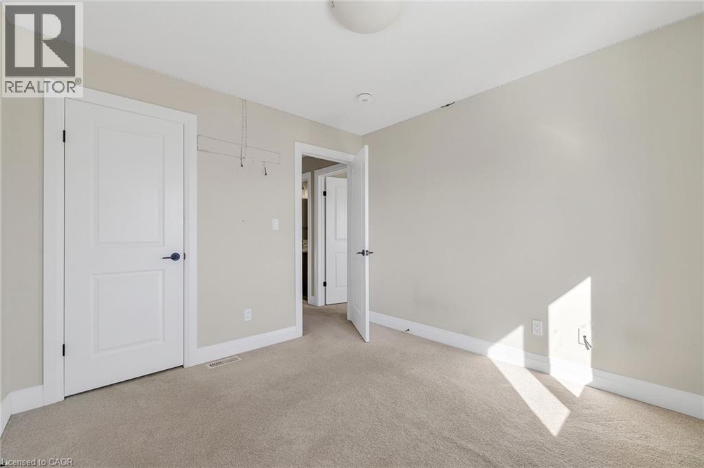 47 PONDCLIFFE Drive thumbnail 21