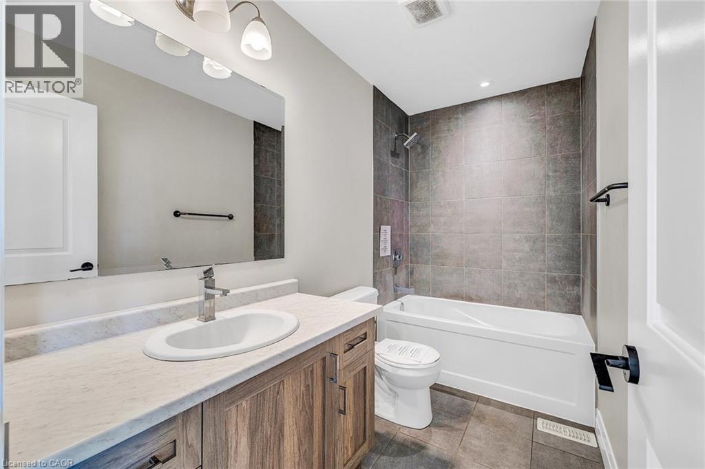 47 PONDCLIFFE Drive thumbnail 22