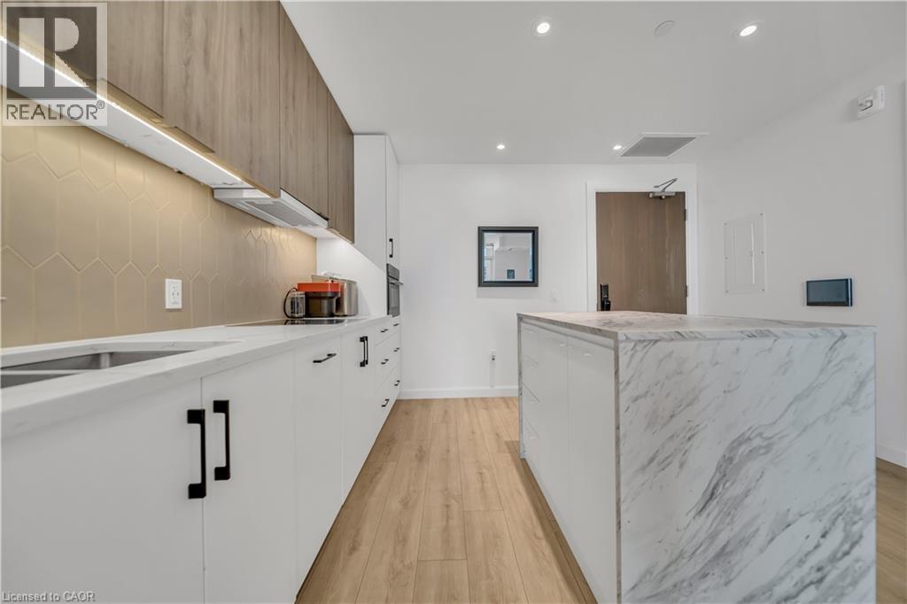 741 KING Street W Unit# 906 thumbnail 13