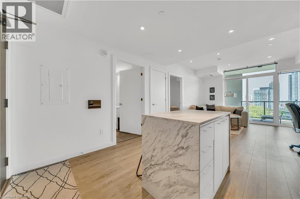 741 KING Street W Unit# 906 thumbnail 16