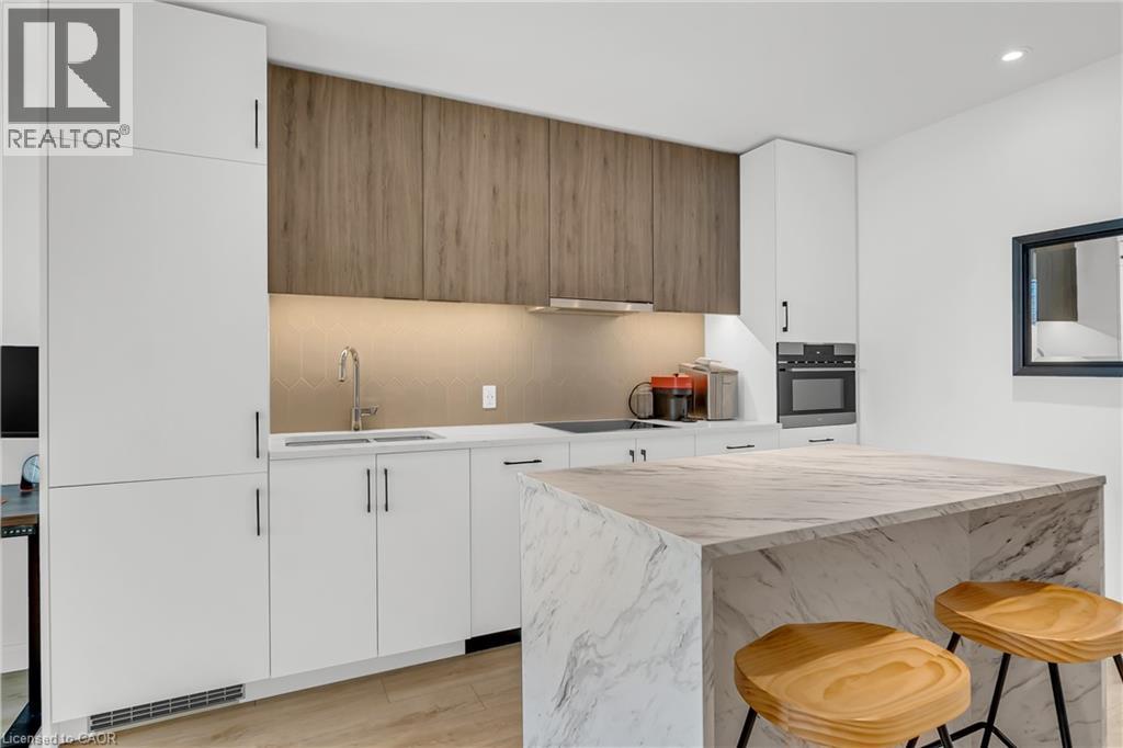 741 KING Street W Unit# 906 thumbnail 17