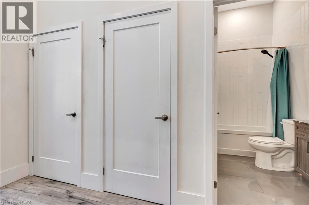 100 GARMENT Street Unit# 305 thumbnail 42