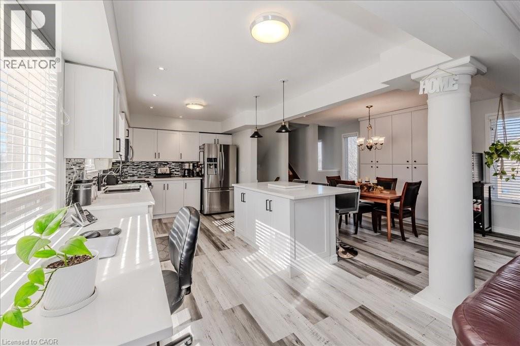 11 ACORN Way thumbnail 11