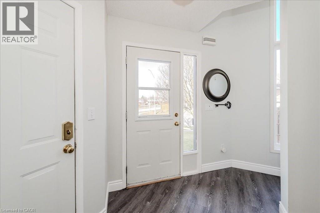 11 ACORN Way thumbnail 4