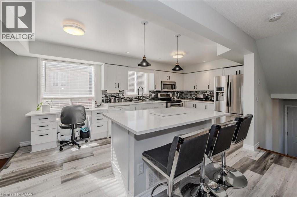 11 ACORN Way thumbnail 9