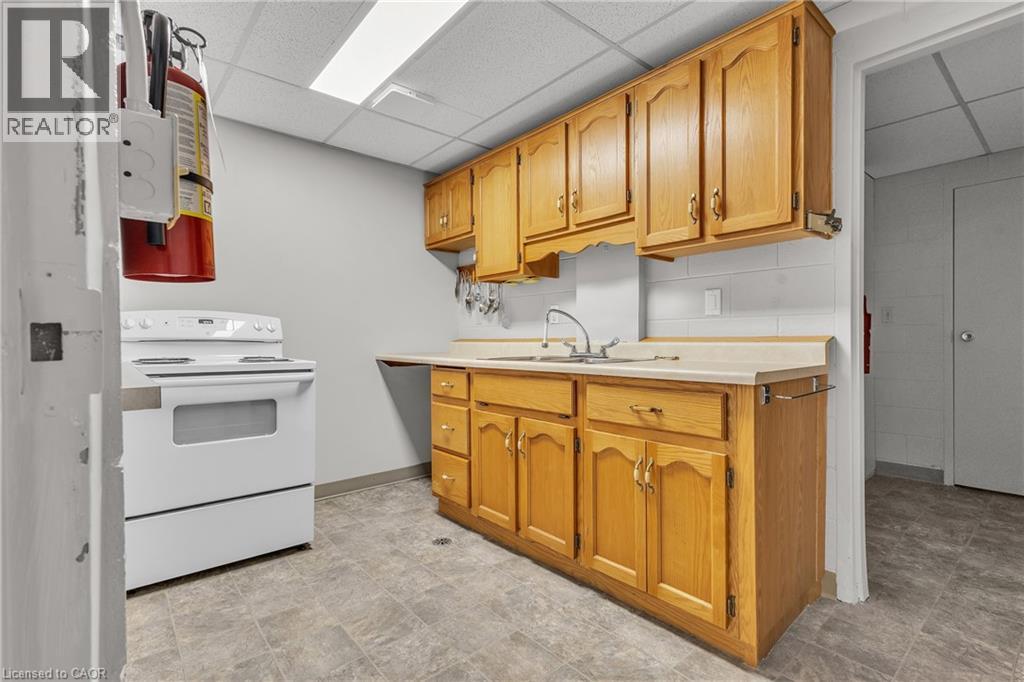 67 BRECKENRIDGE Drive Unit# 202 thumbnail 31