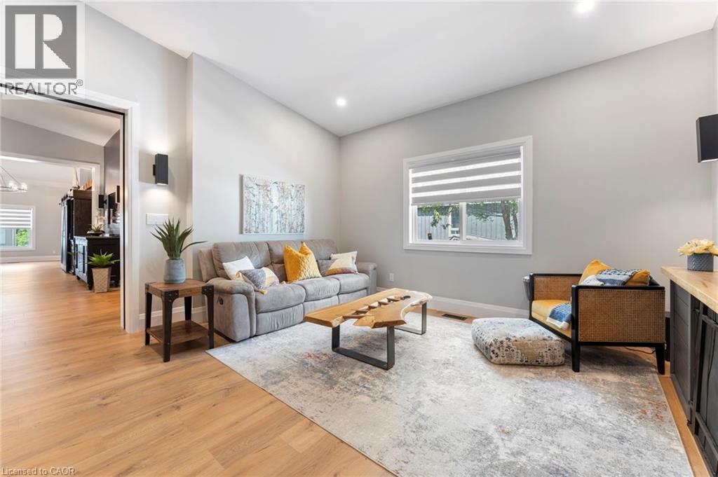 1283 SWAN Street thumbnail 24