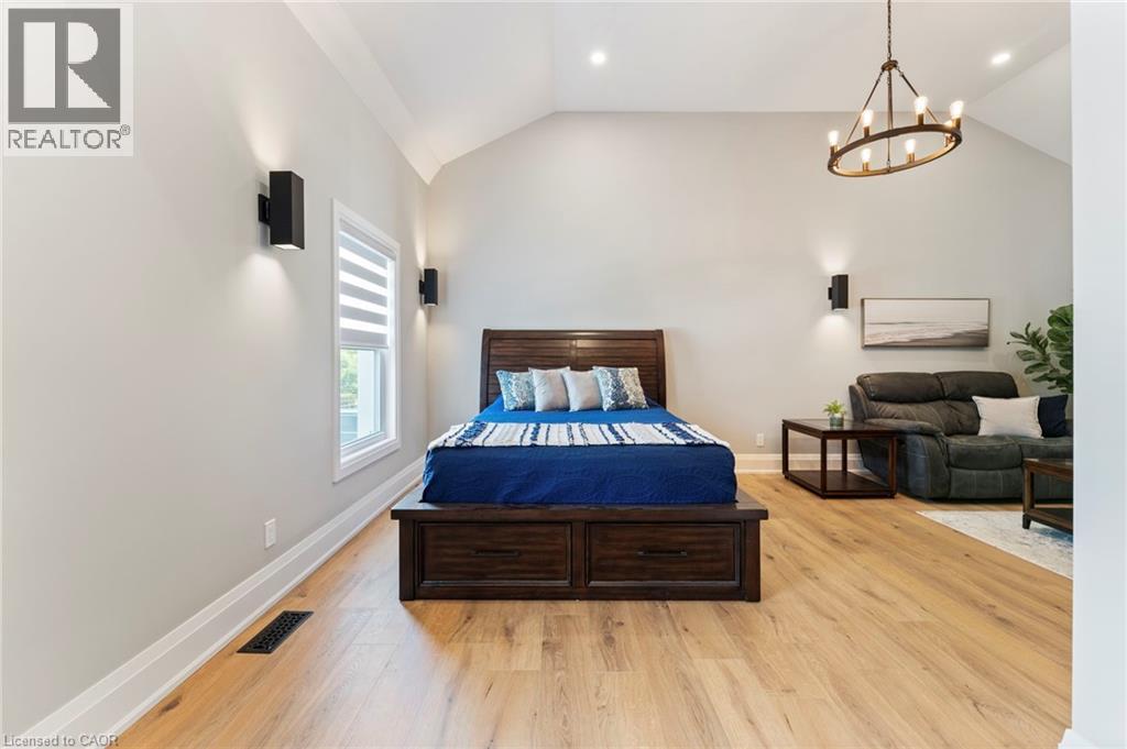 1283 SWAN Street thumbnail 32