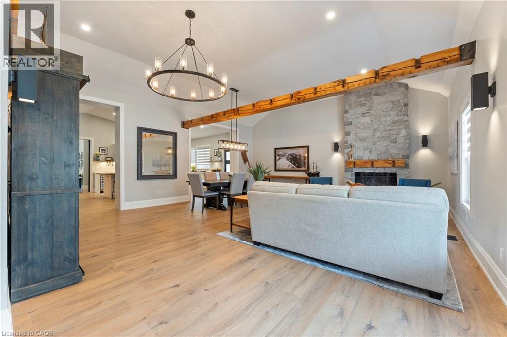 1283 SWAN Street thumbnail 7