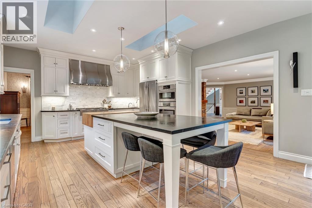 22 DEERPATH Court thumbnail 18