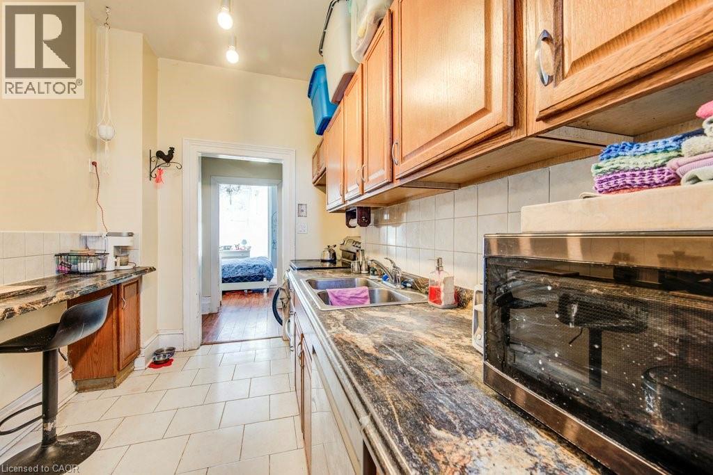 30 BROOK Street thumbnail 32