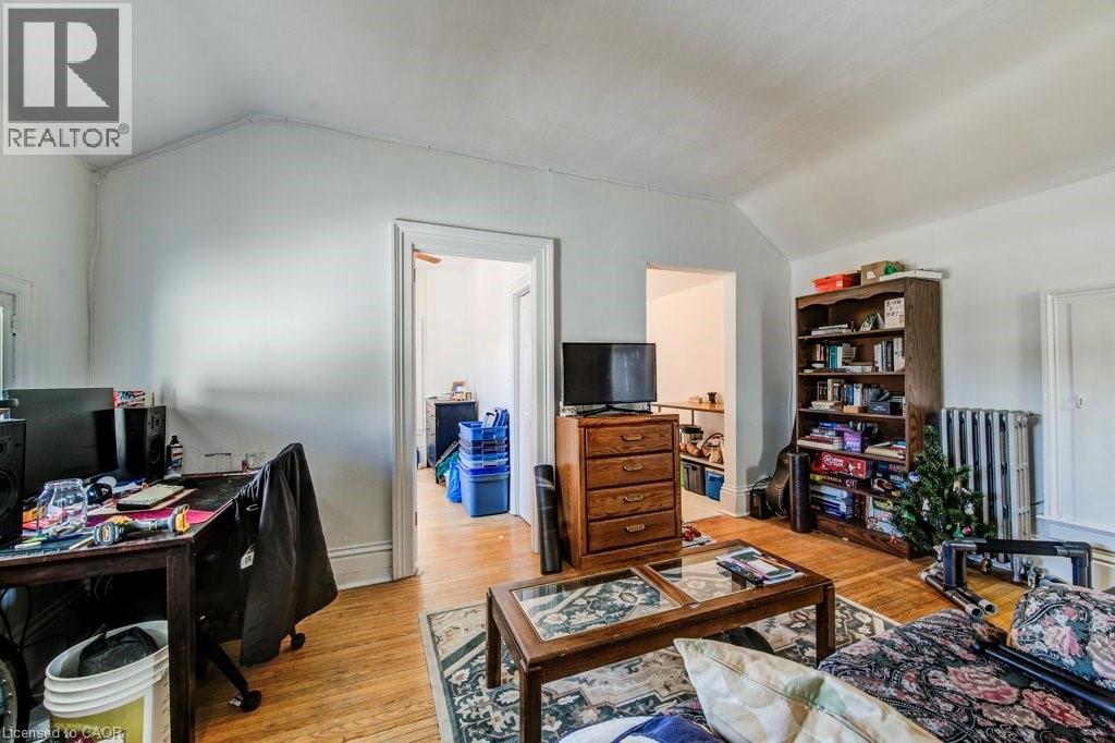 30 BROOK Street thumbnail 37