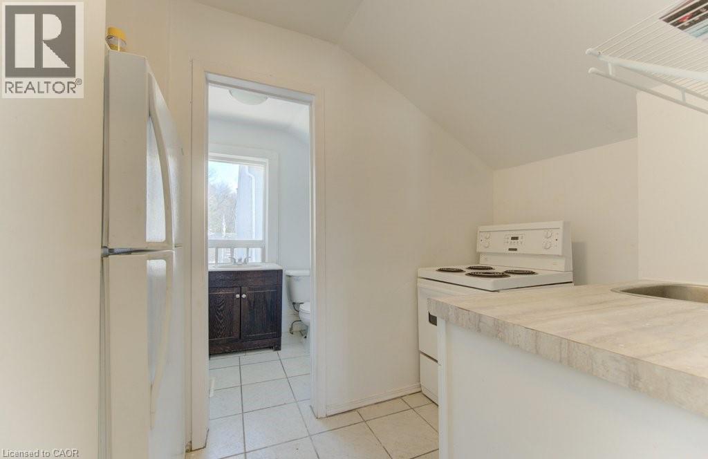 11 SIMCOE Street thumbnail 27