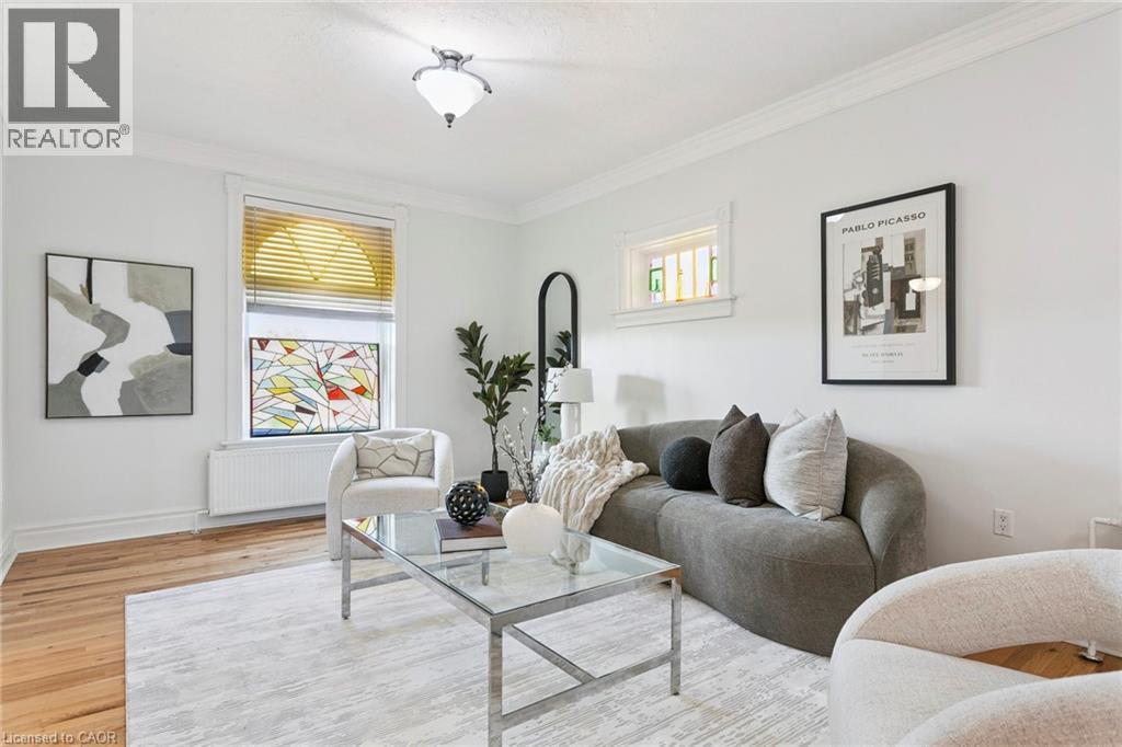 132 QUEEN Street W thumbnail 10