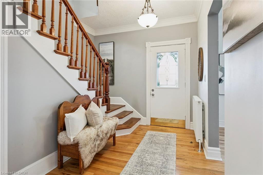 132 QUEEN Street W thumbnail 8