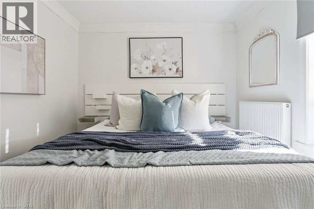 132 QUEEN Street W thumbnail 45