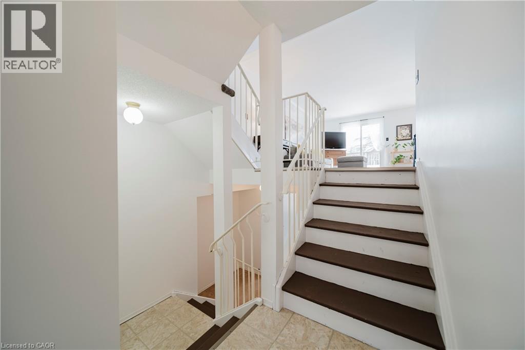 54 GREEN VALLEY Drive Unit# 23 thumbnail 16