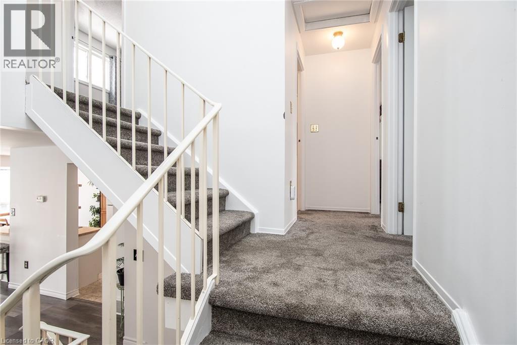 54 GREEN VALLEY Drive Unit# 23 thumbnail 19