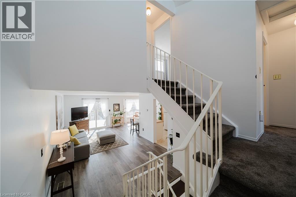 54 GREEN VALLEY Drive Unit# 23 thumbnail 26