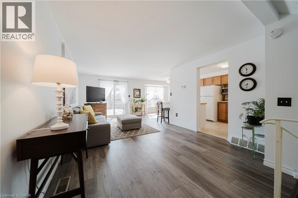 54 GREEN VALLEY Drive Unit# 23 thumbnail 5