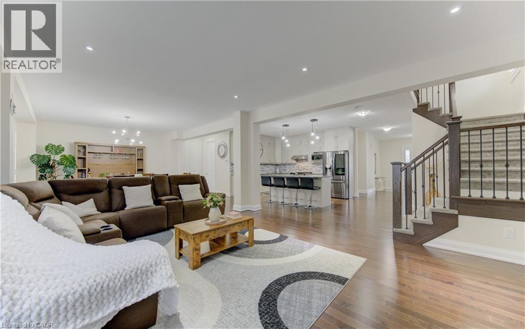 285 SEDGEWOOD Street thumbnail 20