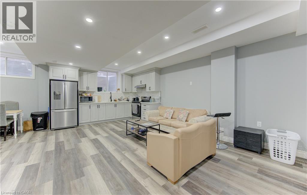 285 SEDGEWOOD Street thumbnail 41