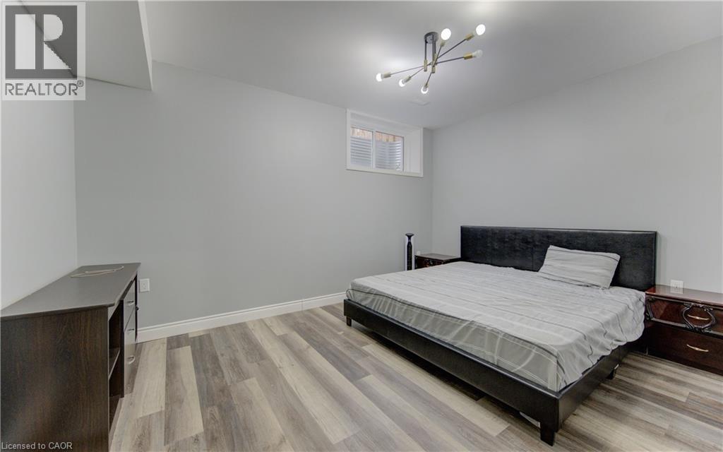 285 SEDGEWOOD Street thumbnail 44