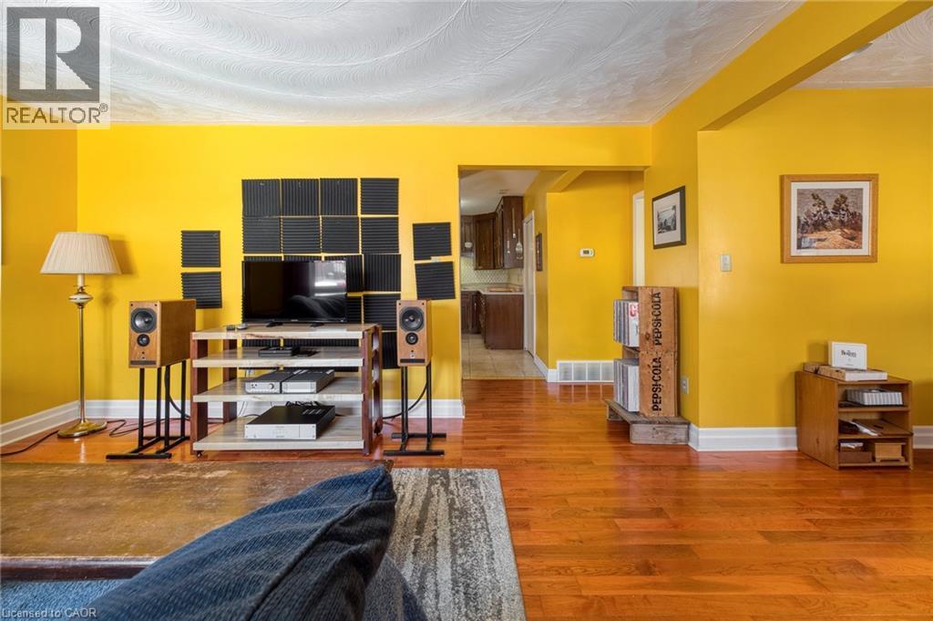 30 WILLIAMS Street thumbnail 6