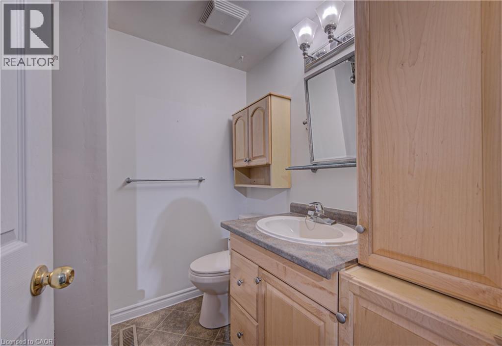 46 CEDARWOODS Crescent Unit# 6 thumbnail 16