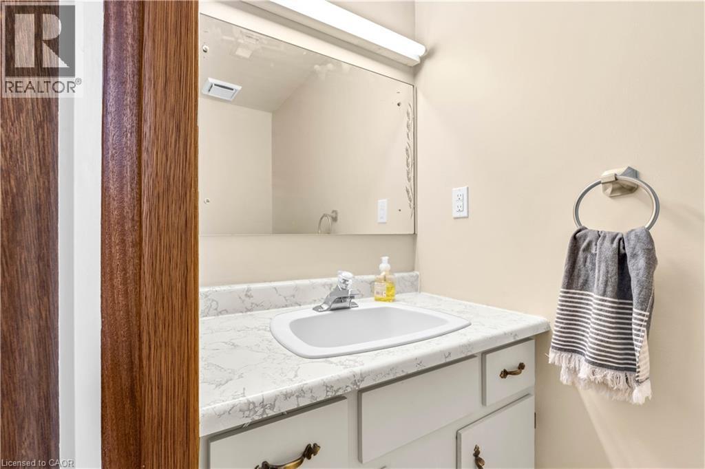 19 KESSELRING Drive thumbnail 18