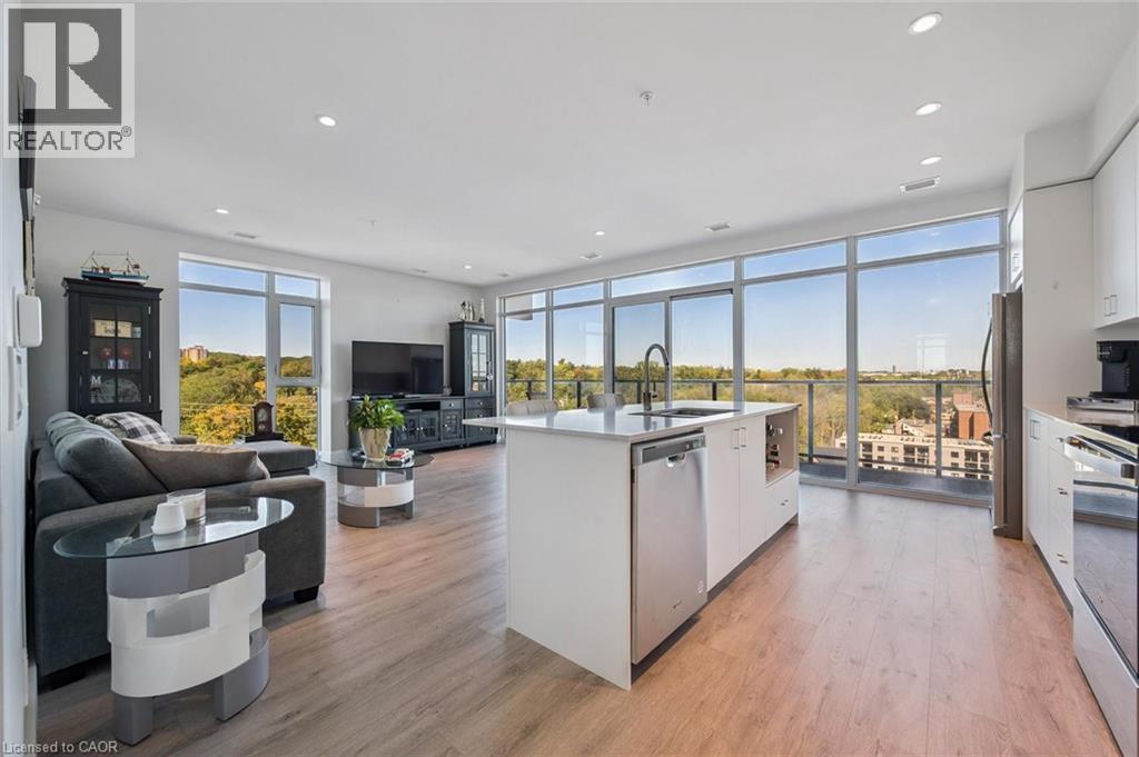 15 GLEBE Street Unit# 902 thumbnail 2