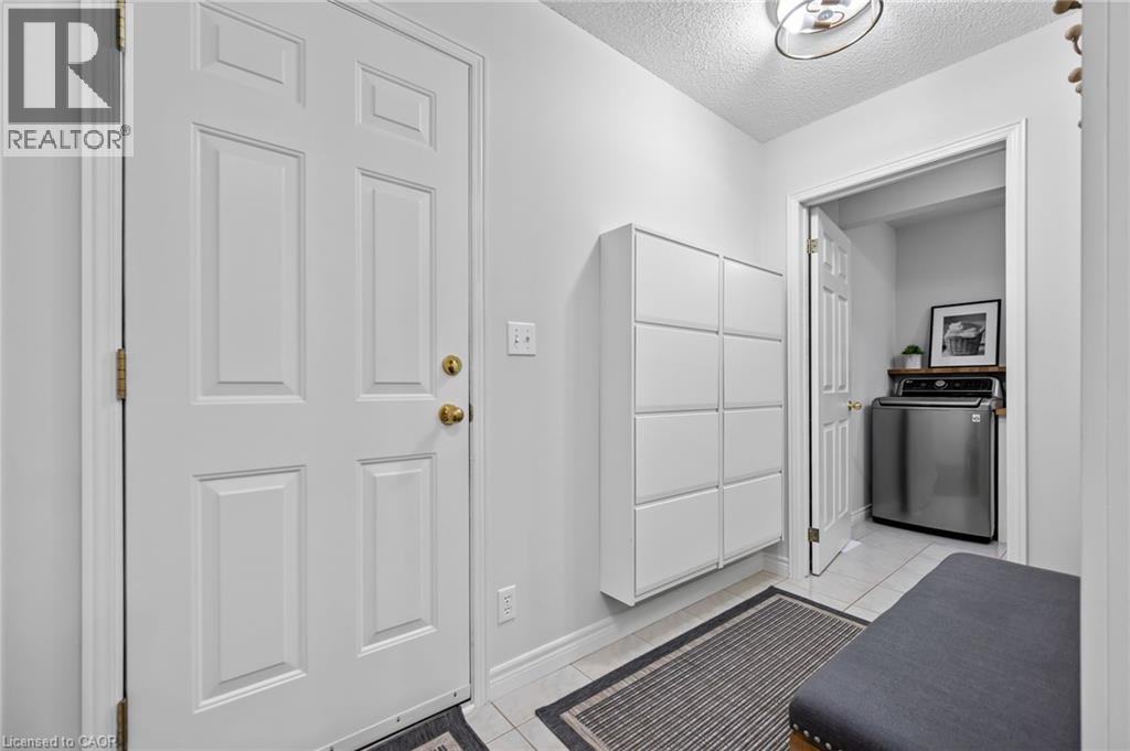 1 BROWN Avenue thumbnail 17