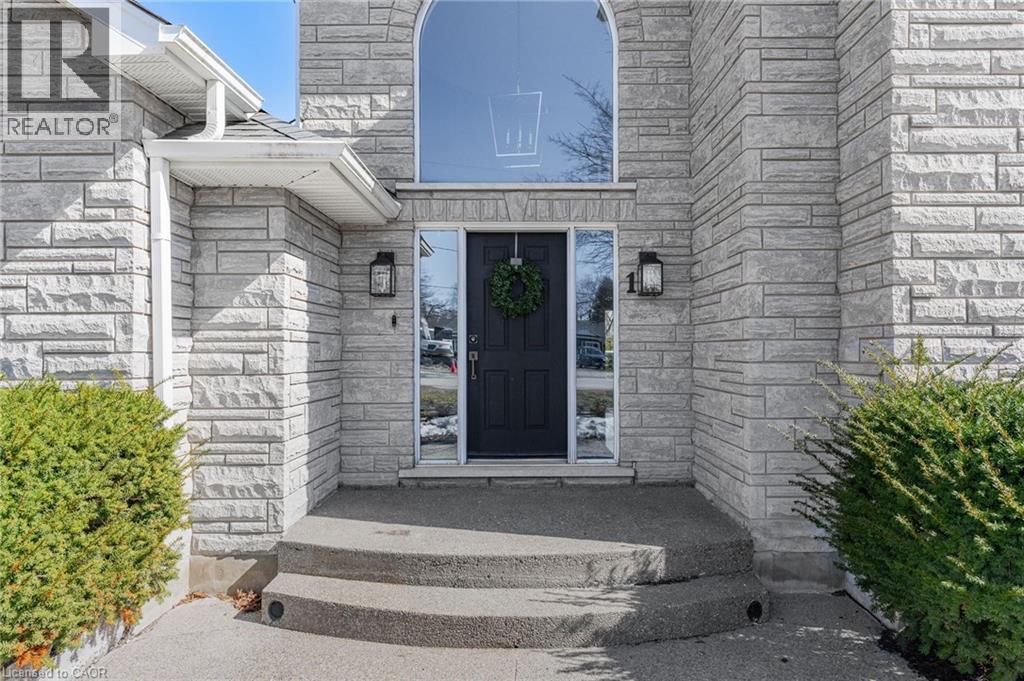 1 BROWN Avenue thumbnail 3