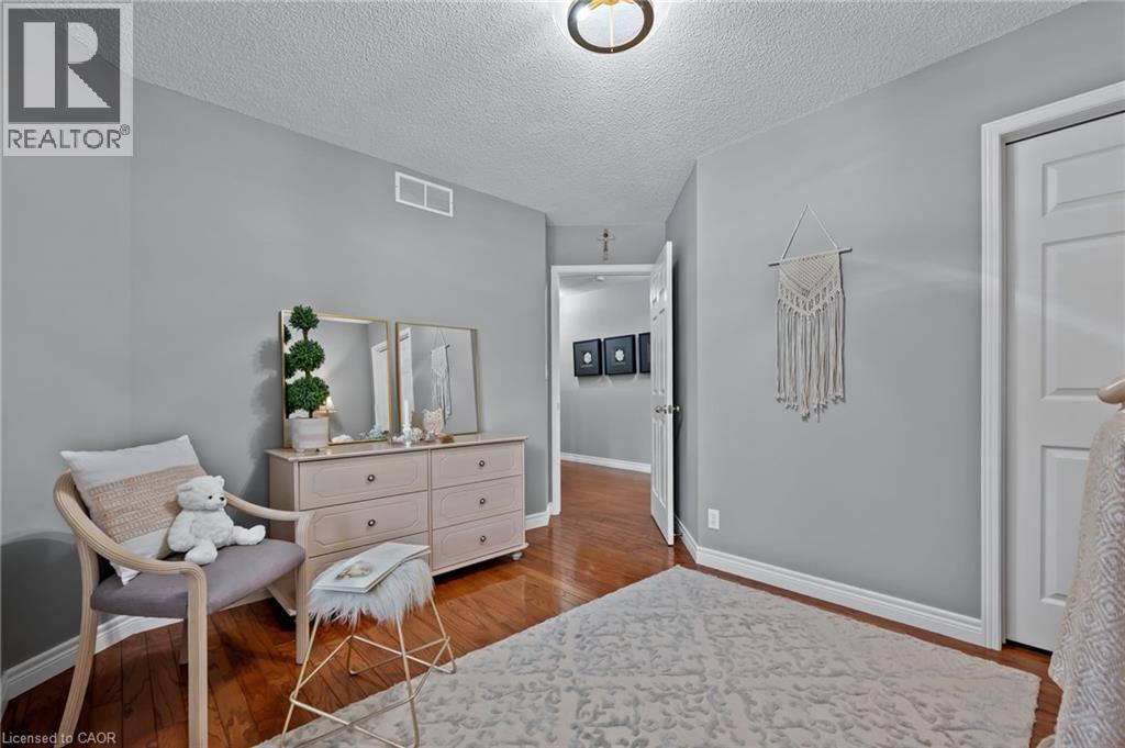 1 BROWN Avenue thumbnail 26