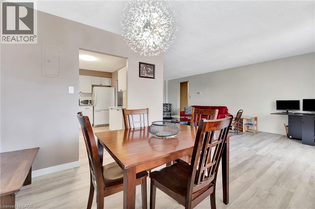 944 CALEDONIAN View Unit# 405 thumbnail 14