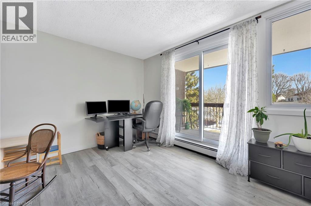 944 CALEDONIAN View Unit# 405 thumbnail 15