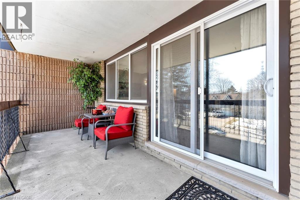 944 CALEDONIAN View Unit# 405 thumbnail 27