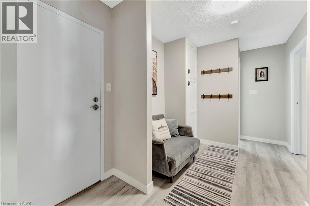 944 CALEDONIAN View Unit# 405 thumbnail 6