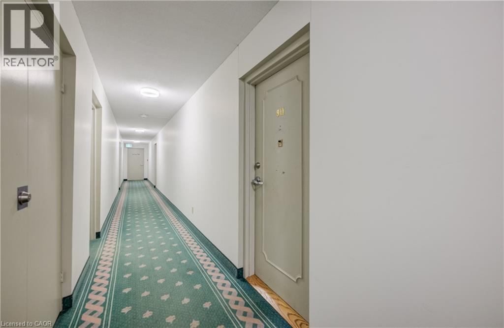 225 HARVARD Place Unit# 911 thumbnail 2