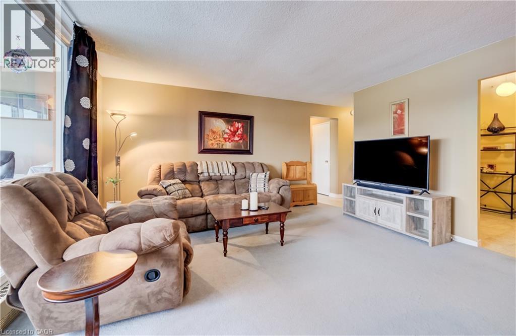 225 HARVARD Place Unit# 911 thumbnail 3