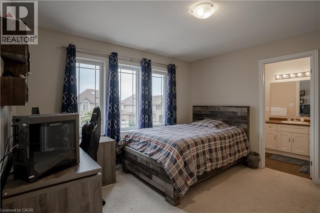 792 SNOWBERRY Court thumbnail 24