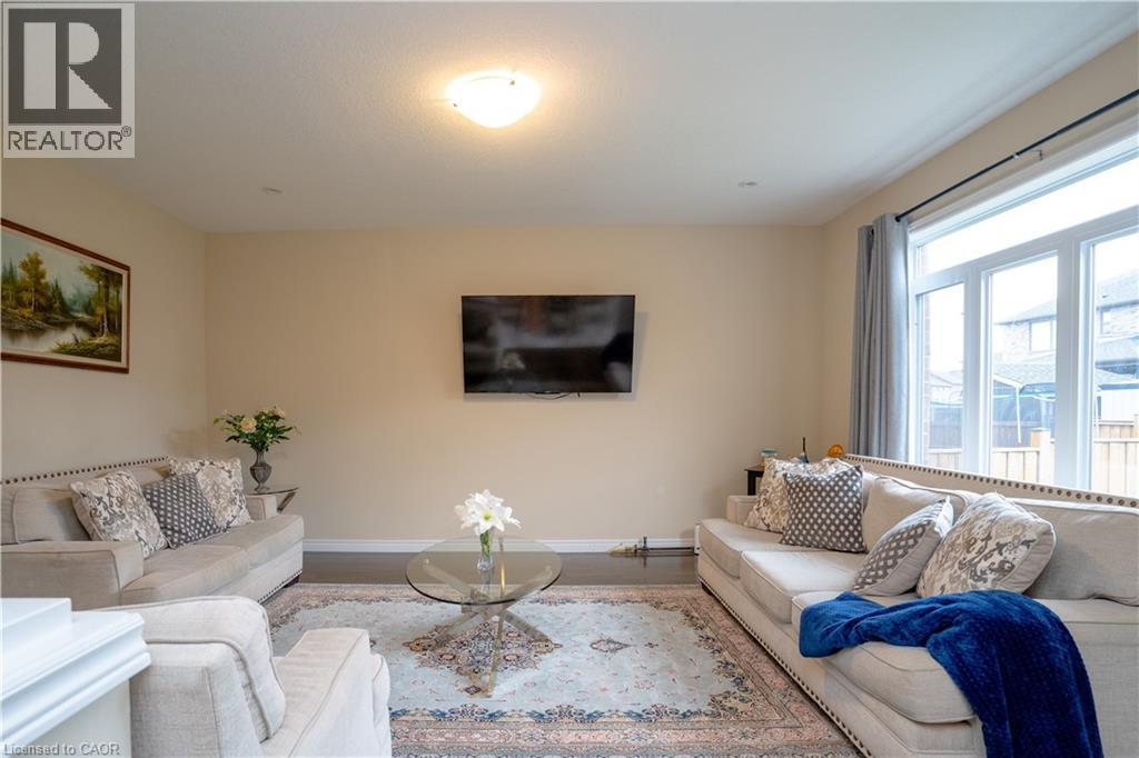 792 SNOWBERRY Court thumbnail 13