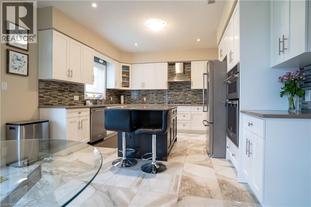 792 SNOWBERRY Court thumbnail 10