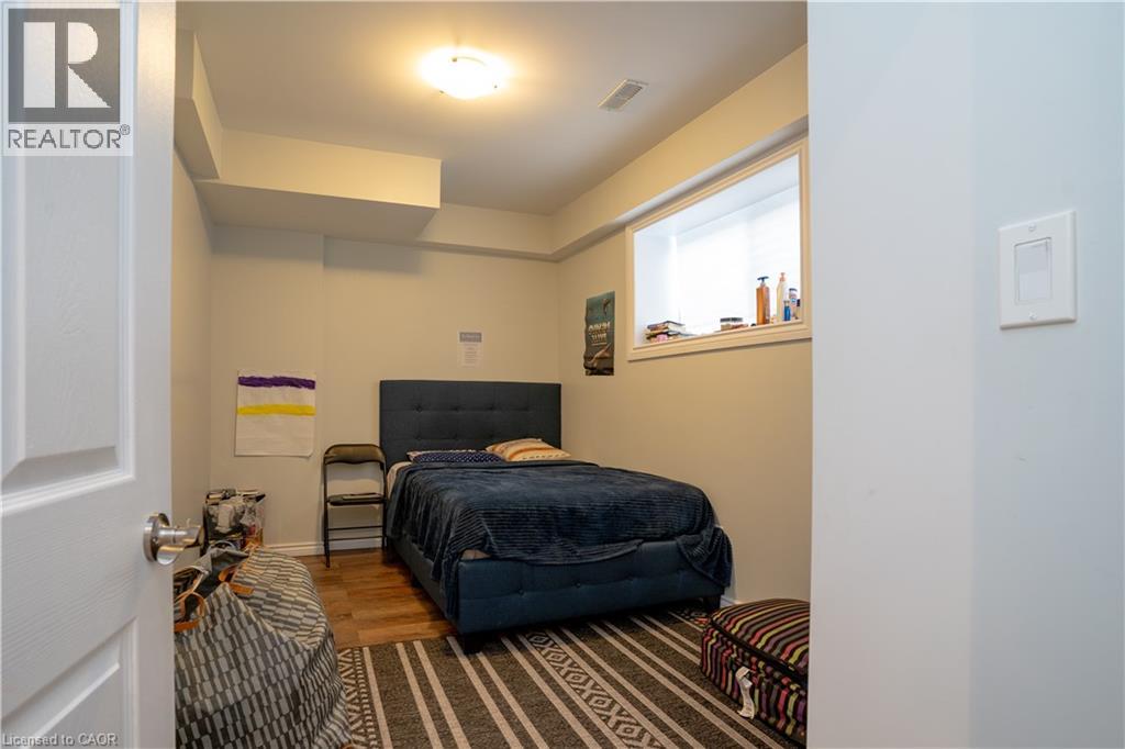 792 SNOWBERRY Court thumbnail 39