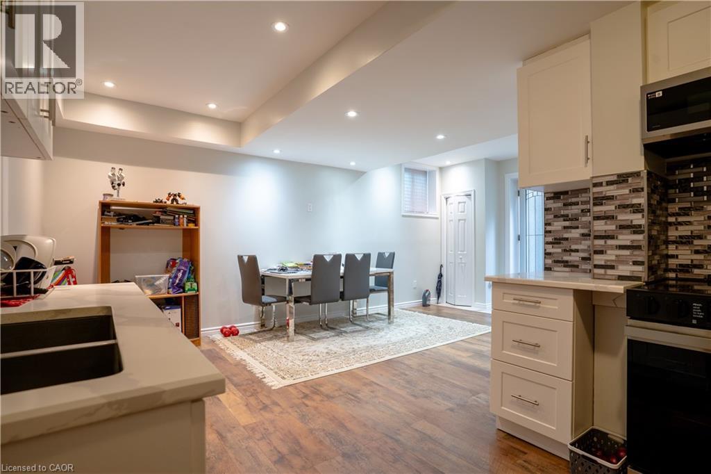 792 SNOWBERRY Court thumbnail 41