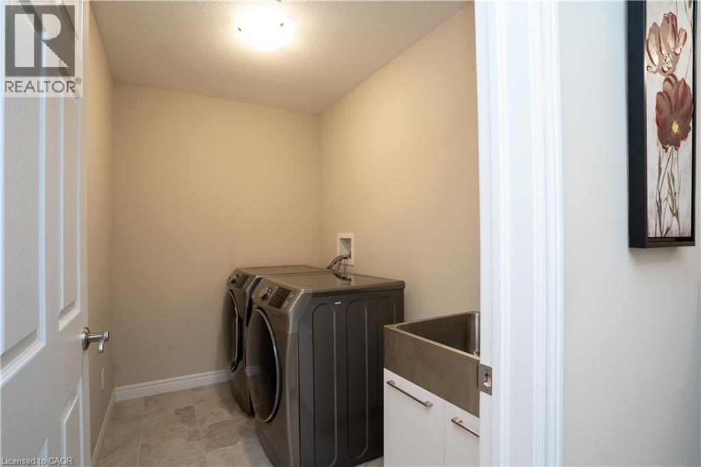 792 SNOWBERRY Court thumbnail 37