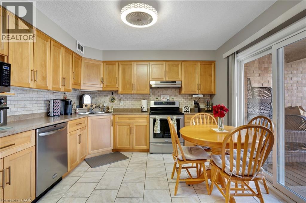 214 SNYDERS Road E Unit# 4 thumbnail 14