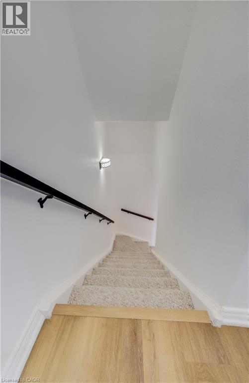 60 ELMSDALE Drive Unit# 11 thumbnail 32